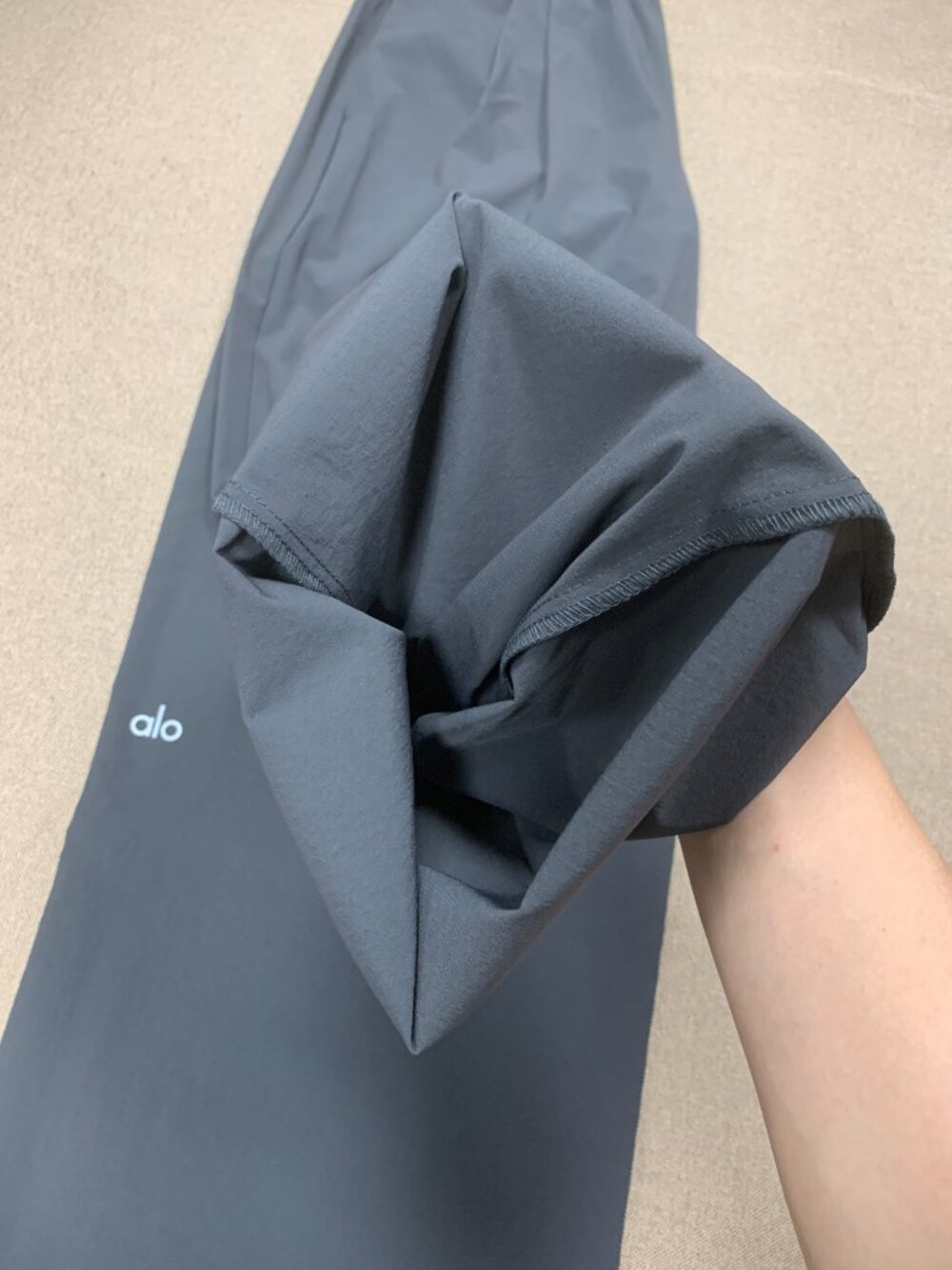 🦈NWT ALO Yoga Dark Grey Trousers Suit Up🤳Regular 30" InSeam - Picture 5 of 6